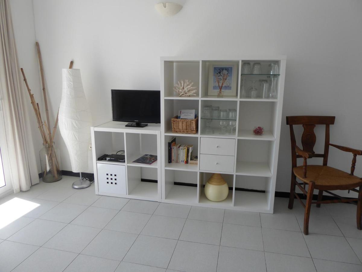 Appartement Lumineux Sur Les Canaux روساس المظهر الخارجي الصورة