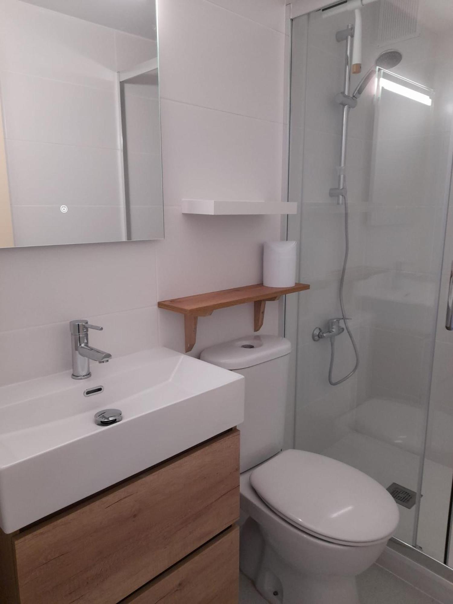 Appartement Lumineux Sur Les Canaux روساس المظهر الخارجي الصورة